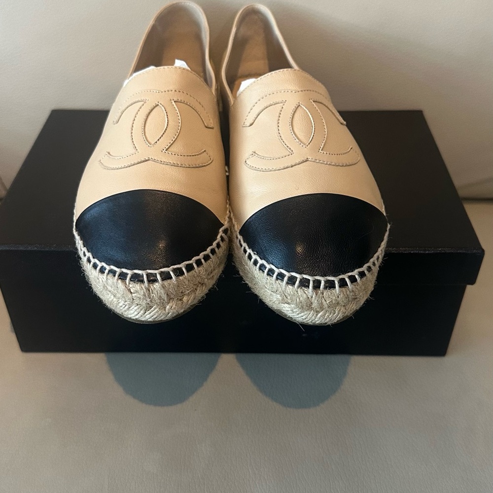 CHANEL Black and Tan Espadrilles